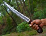 Handmade Scimitar Short Sword – Engraved Fuller Blade with Brass Fittings & Leather Scabbard - Image 4